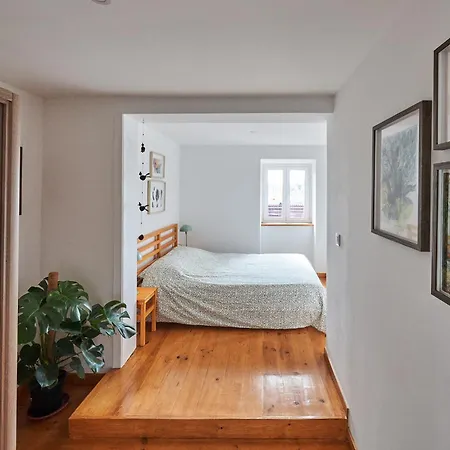 Casa Da Adelaide * Lisbon